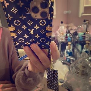 iPhone 11 pro phone case cover
